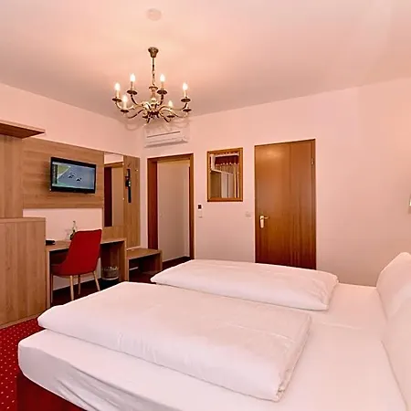 Römerhof 3*