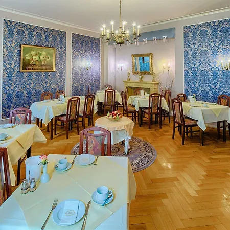 Roemerhof Hotel 3*