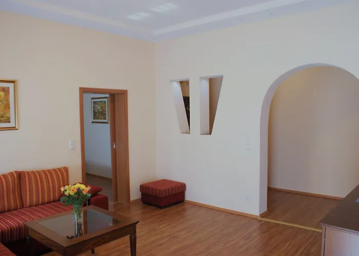 ホテル レーマーホフ 3*