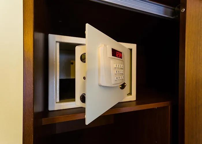 レーマーホフ ホテル 3*